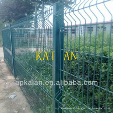 angle bent type welded mesh fence